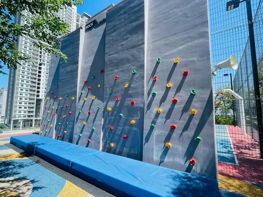Industrial Style 2 Bedroom Unit Urban Suites Georgetown Sea View Jelutong Apartment